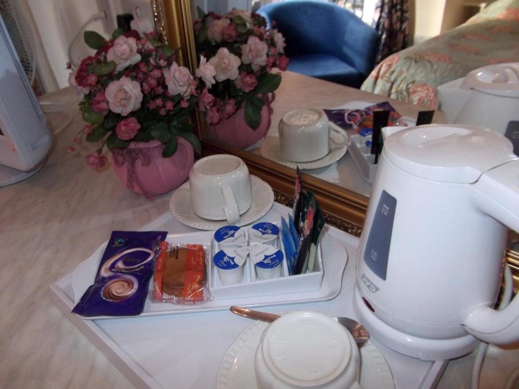 Maranton House Hotel Лондон Экстерьер фото
